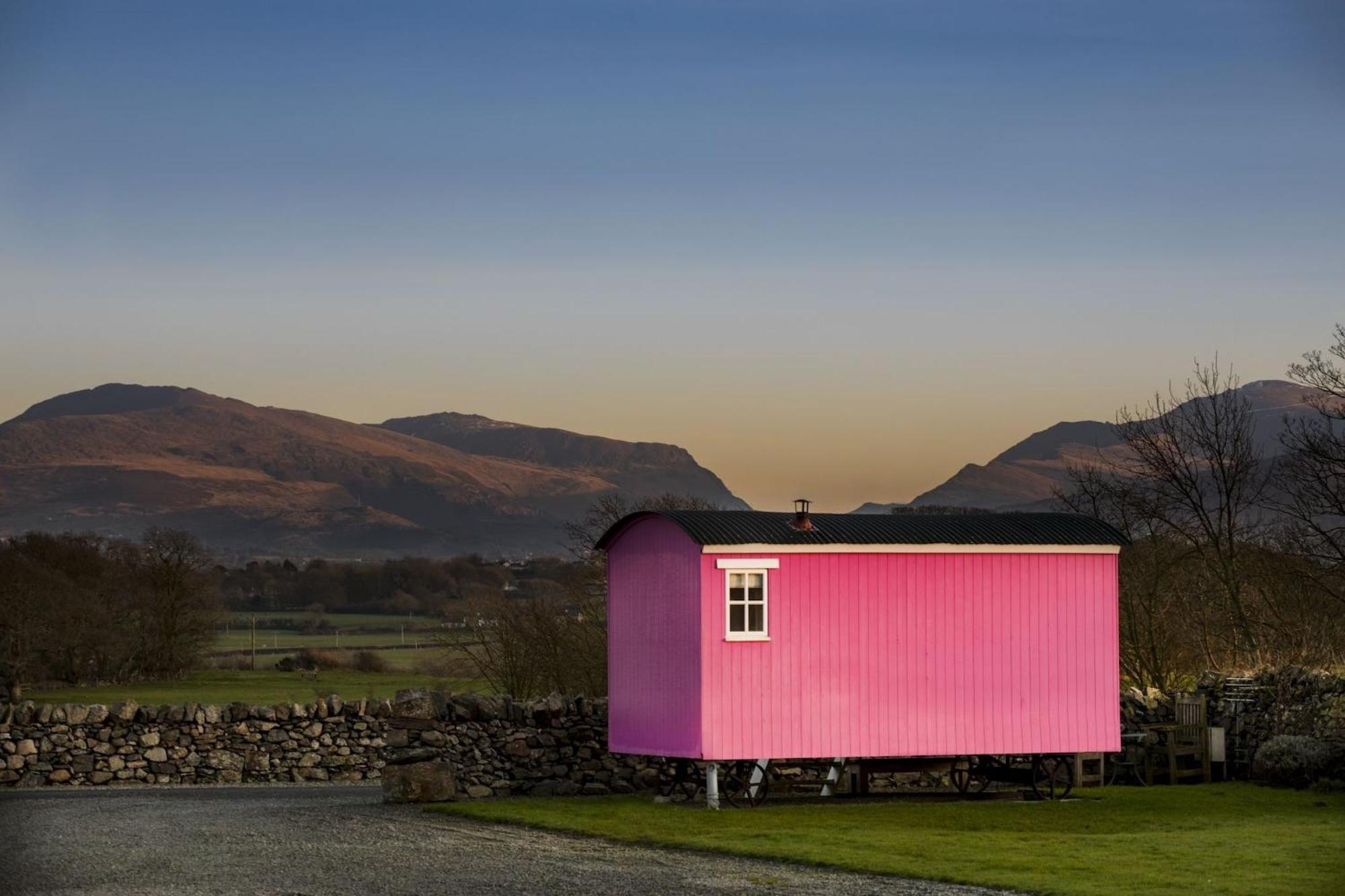 Villa The Outbuildings Newborough  Exterior foto